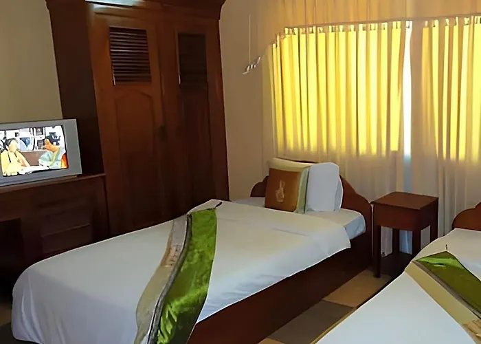 U-dara Hotel